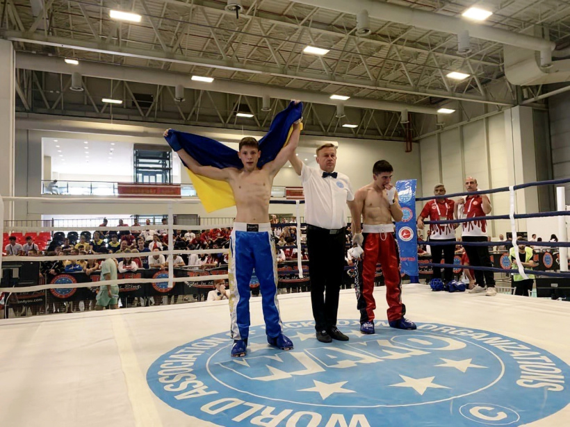 Юные кикбоксеры с Донетчины завоевали “золото” и “бронзу” на чемпионате Европы 1