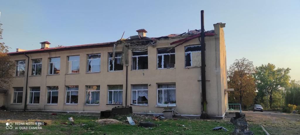 обстріляна школа в Очеретинській громаді в Донецькій області