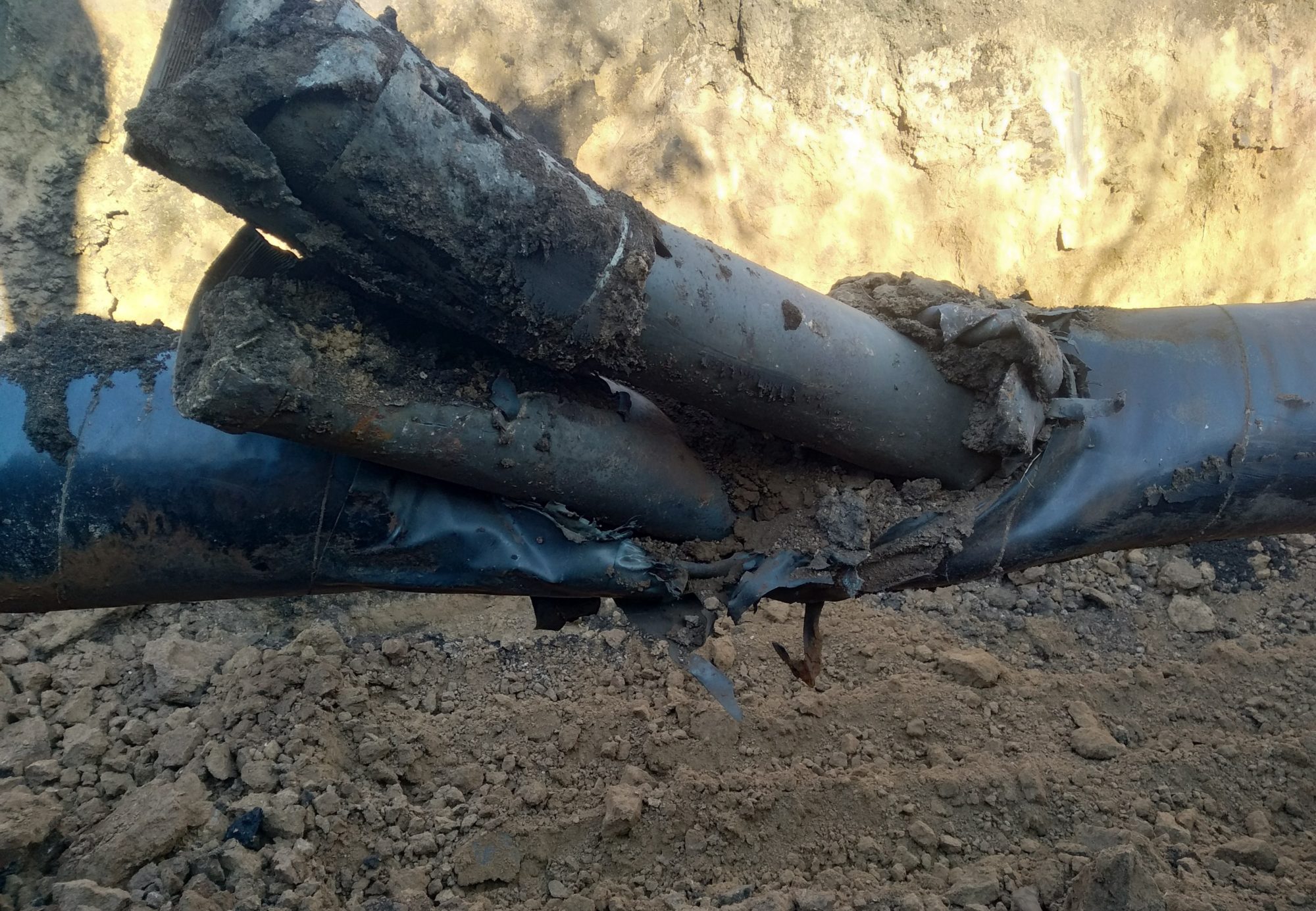 перебита обстрілом газова труба в Донецькій області