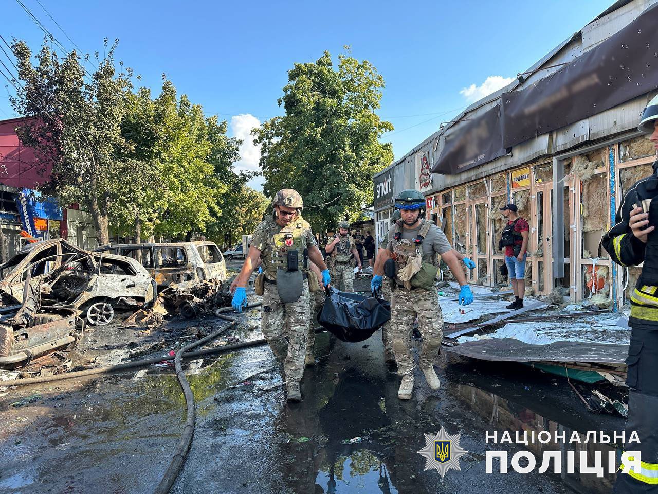 17 загиблих та 32 поранених: в Костянтинівці завершили пошуково-рятувальну операцію 7