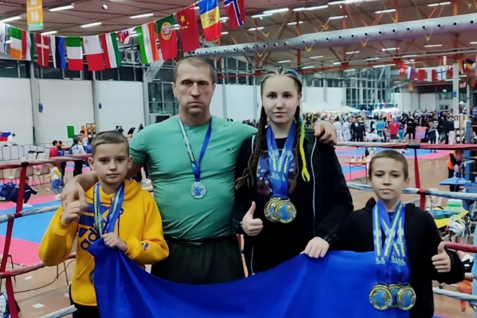 Спортсмени з Мирнограда на чемпіонаті світу з кікбоксингу-2023