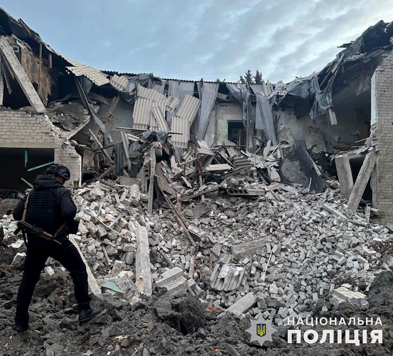Школа у Костянтинівці, яку зруйнували росіяни в ніч на 20 жовтня 2023 року