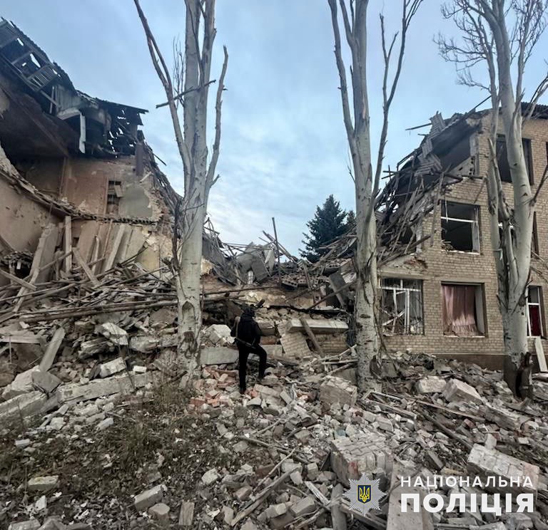 Школа у Костянтинівці, яку зруйнували росіяни в ніч на 20 жовтня 2023 року