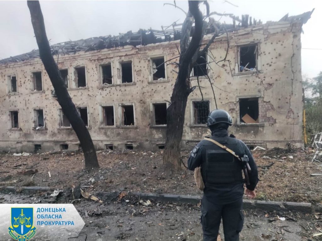 Сутки в Донецкой области: оккупанты безуспешно наступали под Бахмутом, Марьинкой и Авдеевкой, ранили четырех местных (сводка)