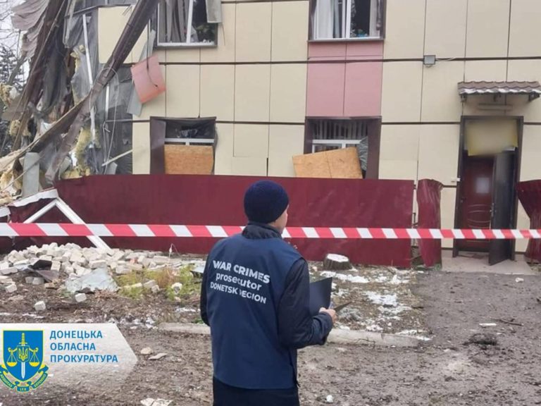 Під російський обстріл потрапила лікарня в Селидовому: одна людина загинула, восьмеро зазнали поранень (ОНОВЛЕНО)