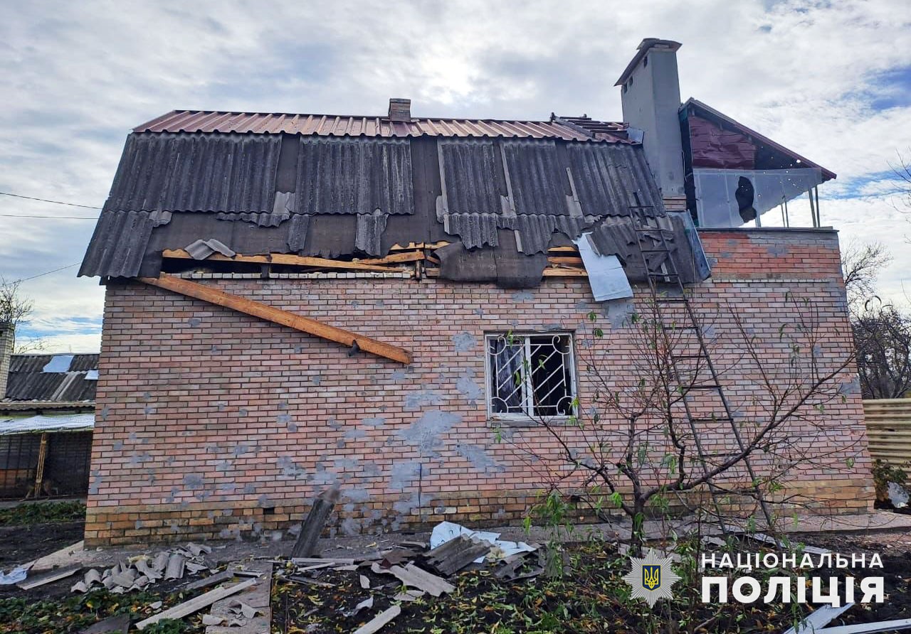 Последствия обстрелов Донецкой области 8 ноября. Фото: Полиция Донецкой области