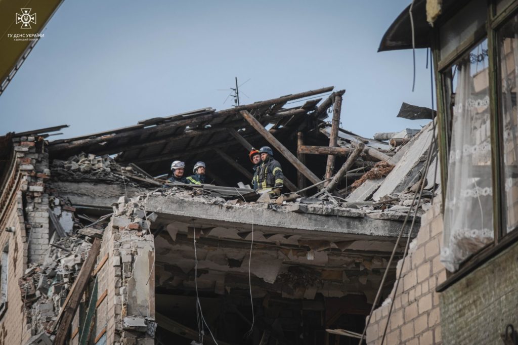 В Селидово после обстрела не могут найти женщину — ее дом полностью разрушен