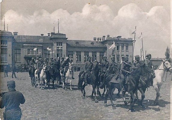 Бахмут залізничний вокзал e 1918 році