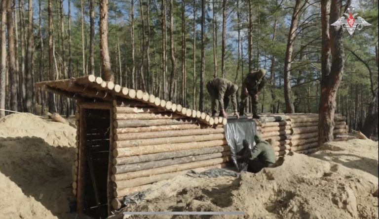 Загарбники нібито будують польові храм та мечеть біля лінії зіткнення на Лиманському напрямку (ФОТО)