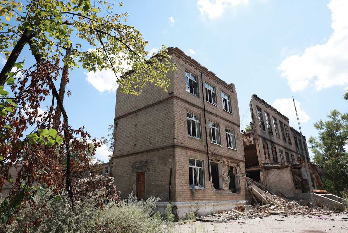 Уничтоженный дом в Авдеевке. Фото: Вильне радио