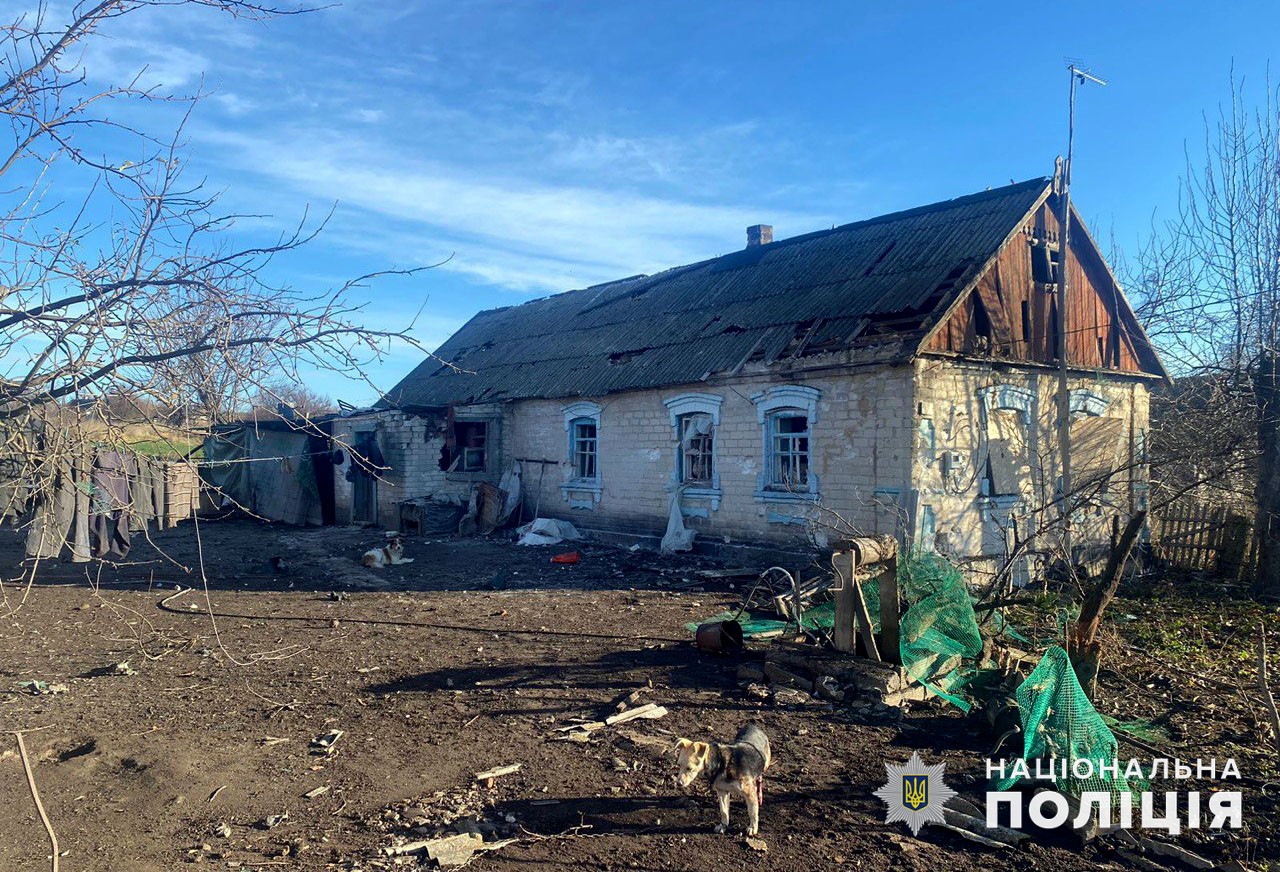 Последствия обстрелов Донецкой области 8 ноября. Фото: Полиция Донецкой области