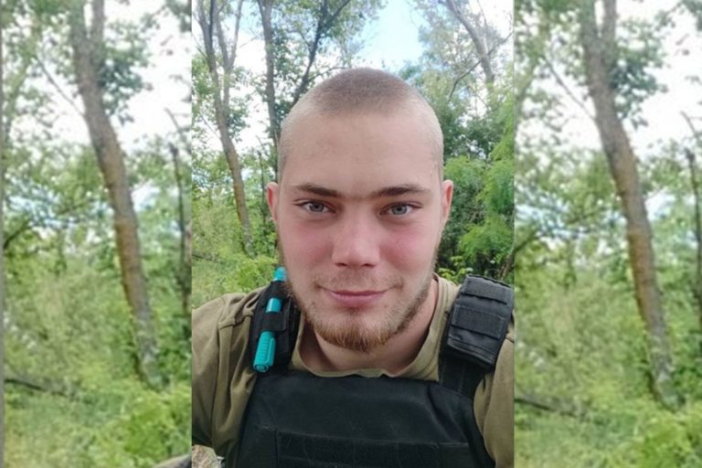 Хвилина мовчання: згадаємо  20-річного Андрія Попова з Краматорська, який загинув на фронті