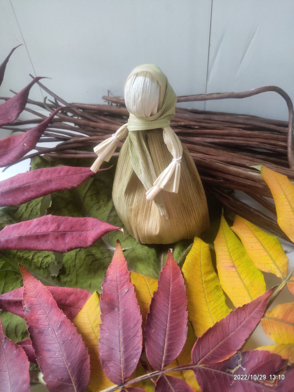 Лялька з кукурудзяного листя: як замовити