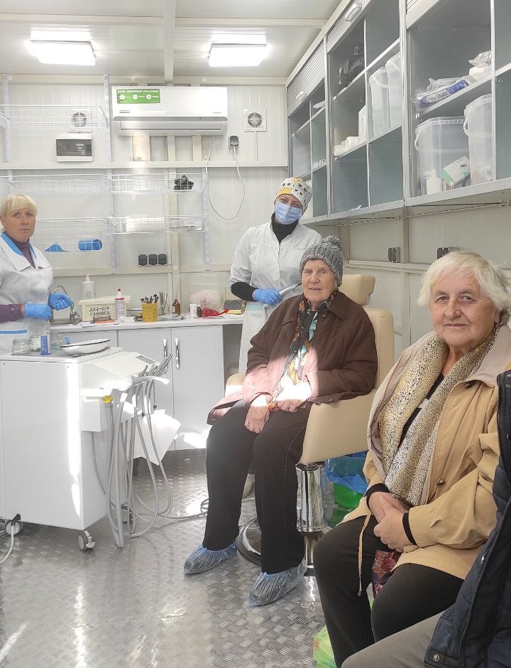 стоматологічний пересувний кабінет у Донецькій області