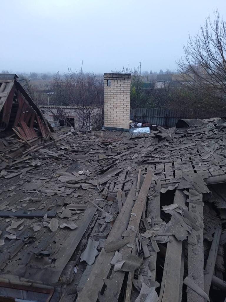 зруйнований приватний будинок у Донецькій області