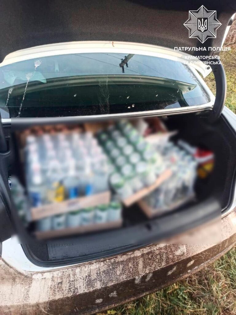 У Краматорському районі у водійки легкового авто знайшли понад 170 літрів алкоголю