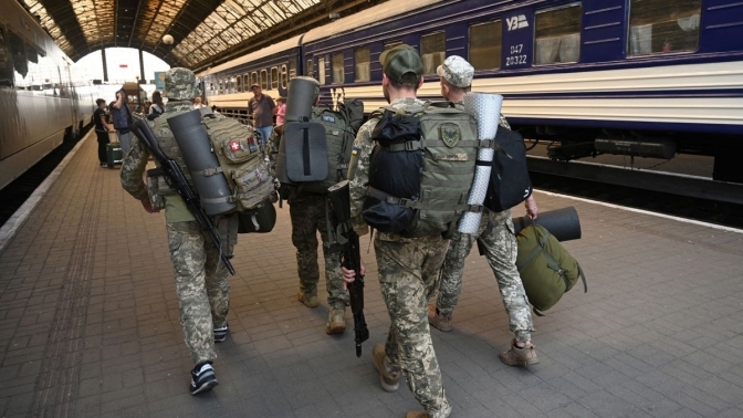 В Украине запустили отдельный сервис заказа билетов на поезда для военных: как это работает