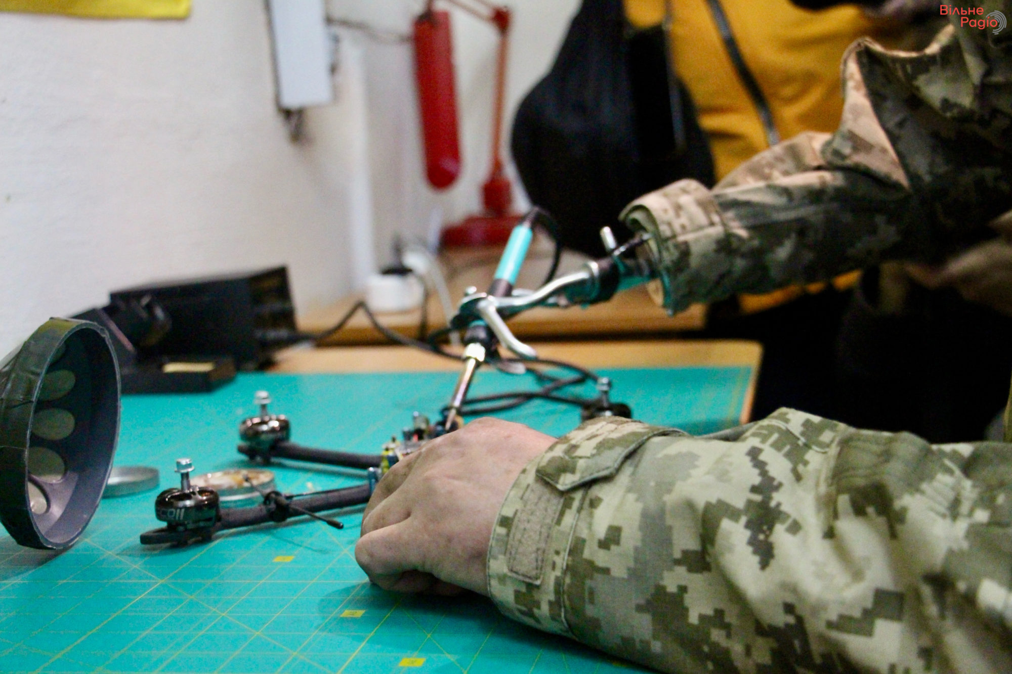 Был в армии, а теперь — для армии: как работает бизнес ветерана, который железной рукой собирает дроны для ВСУ 5