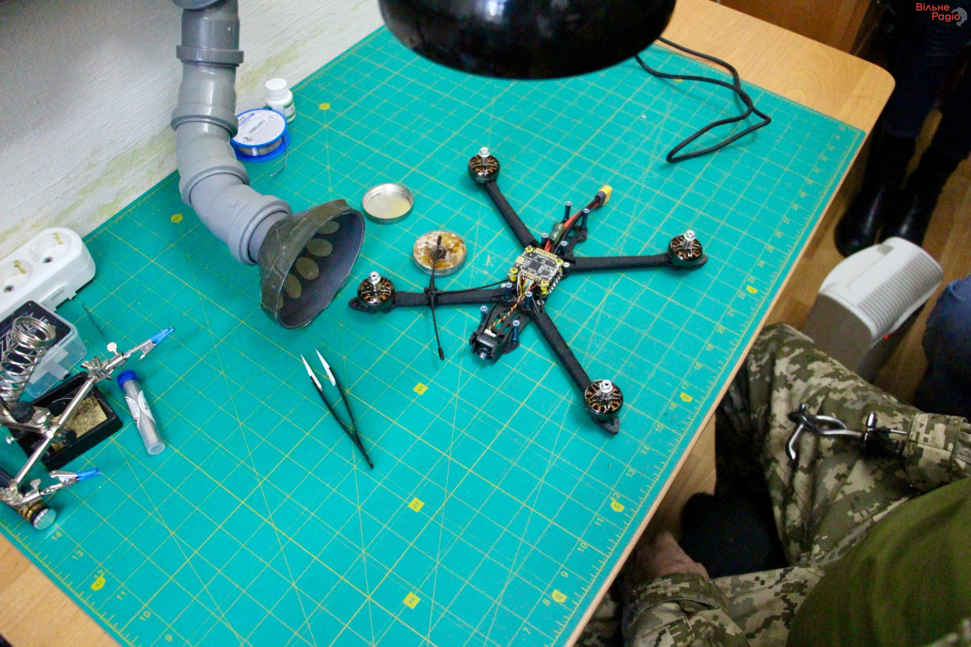 Был в армии, а теперь — для армии: как работает бизнес ветерана, который железной рукой собирает дроны для ВСУ 6