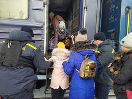 За время обязательной эвакуации Донецкую область покинули более 100 тысяч гражданских