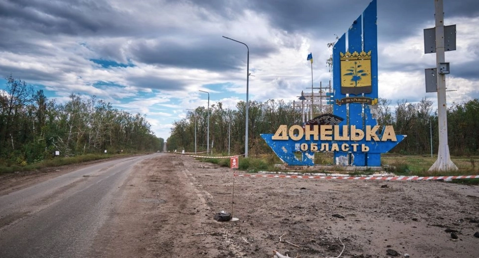 Обстріл шахт на Донеччині: майже сотня гірників опинилася у підземній пастці