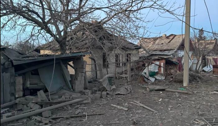 Два человека погибли, еще восемь получили ранения в результате российского обстрела Горняка Покровского района (ФОТО) 1