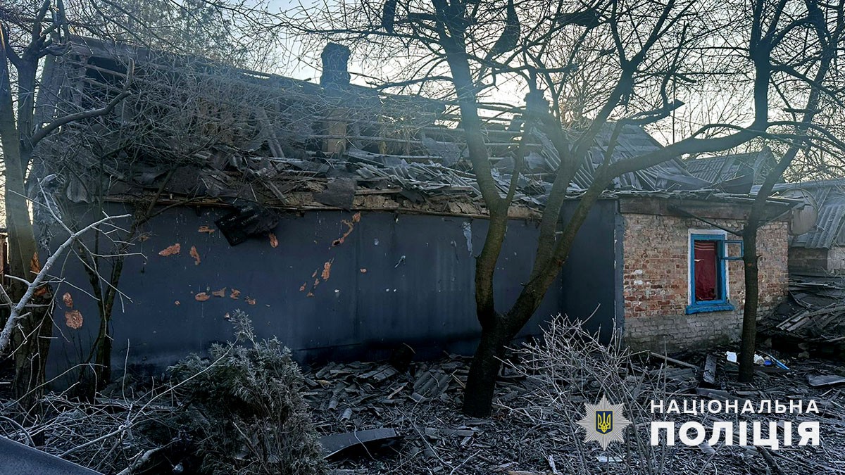 Зруйнований російськими окупантами будинок на Донеччині