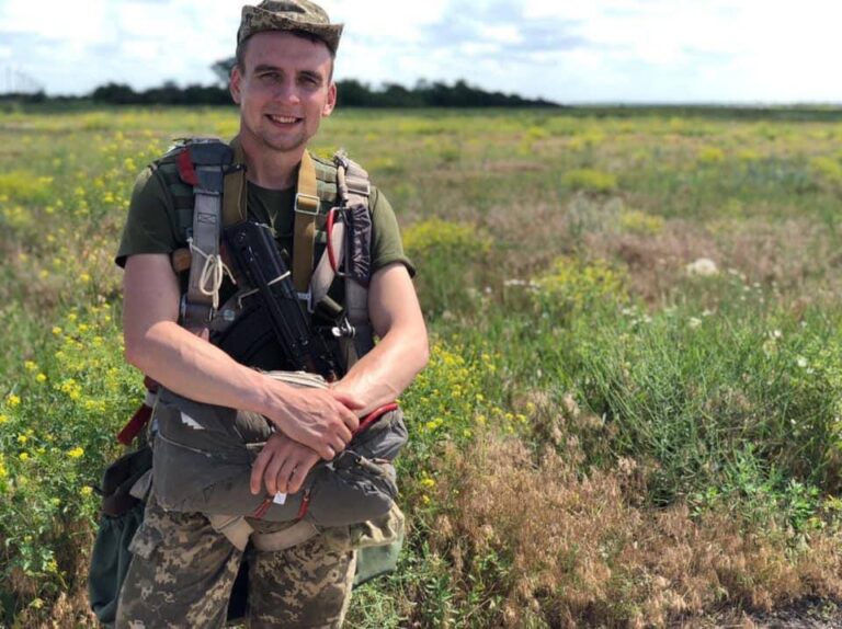 Встиг побачити сина лише раз: згадаймо військовослужбовця Олександра Карабанова, який загинув на Харківщині