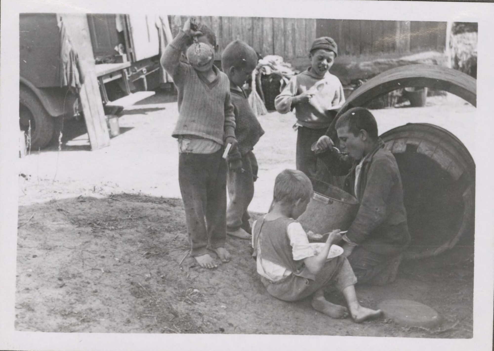 українські діти на Донбасі під час Другої світової війни
