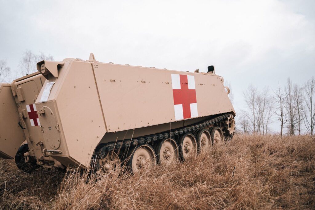 Україна отримала нові гусеничні  бронетранспортери M113 для евакуації поранених військових (ФОТО)