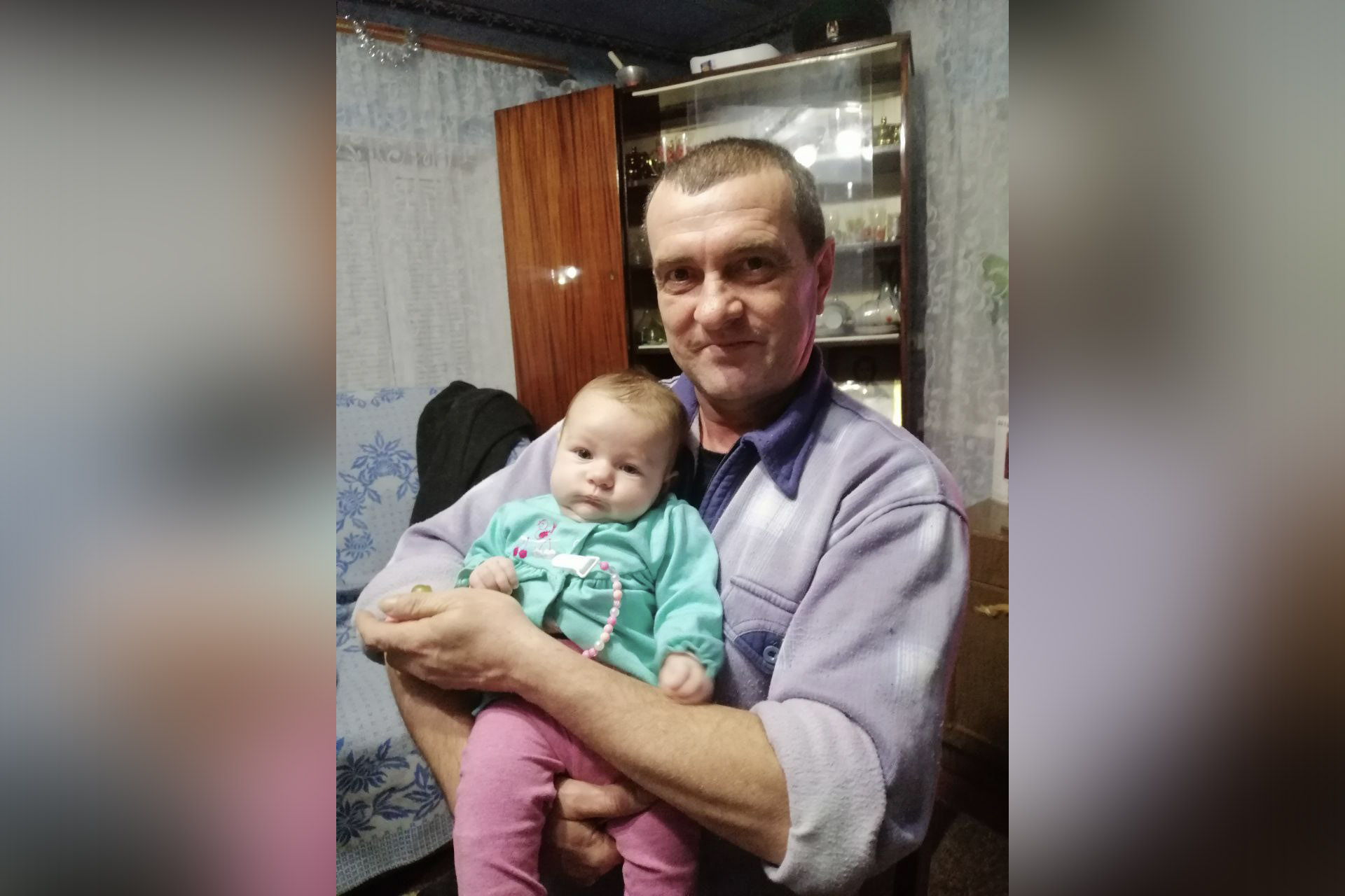 Олександр Добріца з онукою