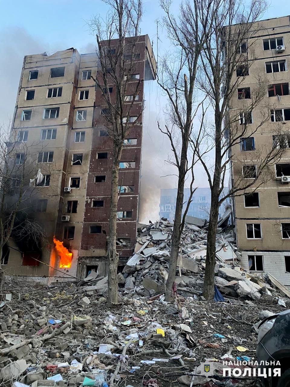 Уничтожена девятиэтажка в Донецкой области