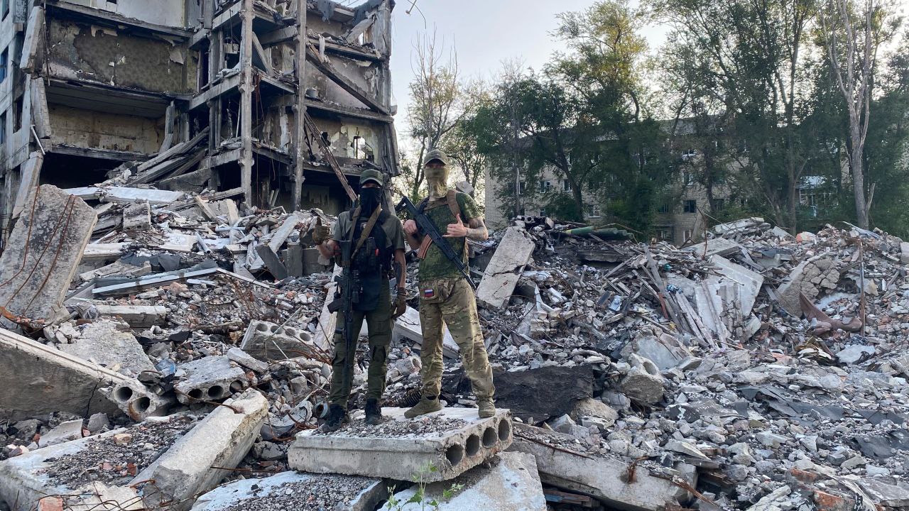 Будинок по вулиці Першотравневій у Парасковіївці, який знищили під час боїв за село