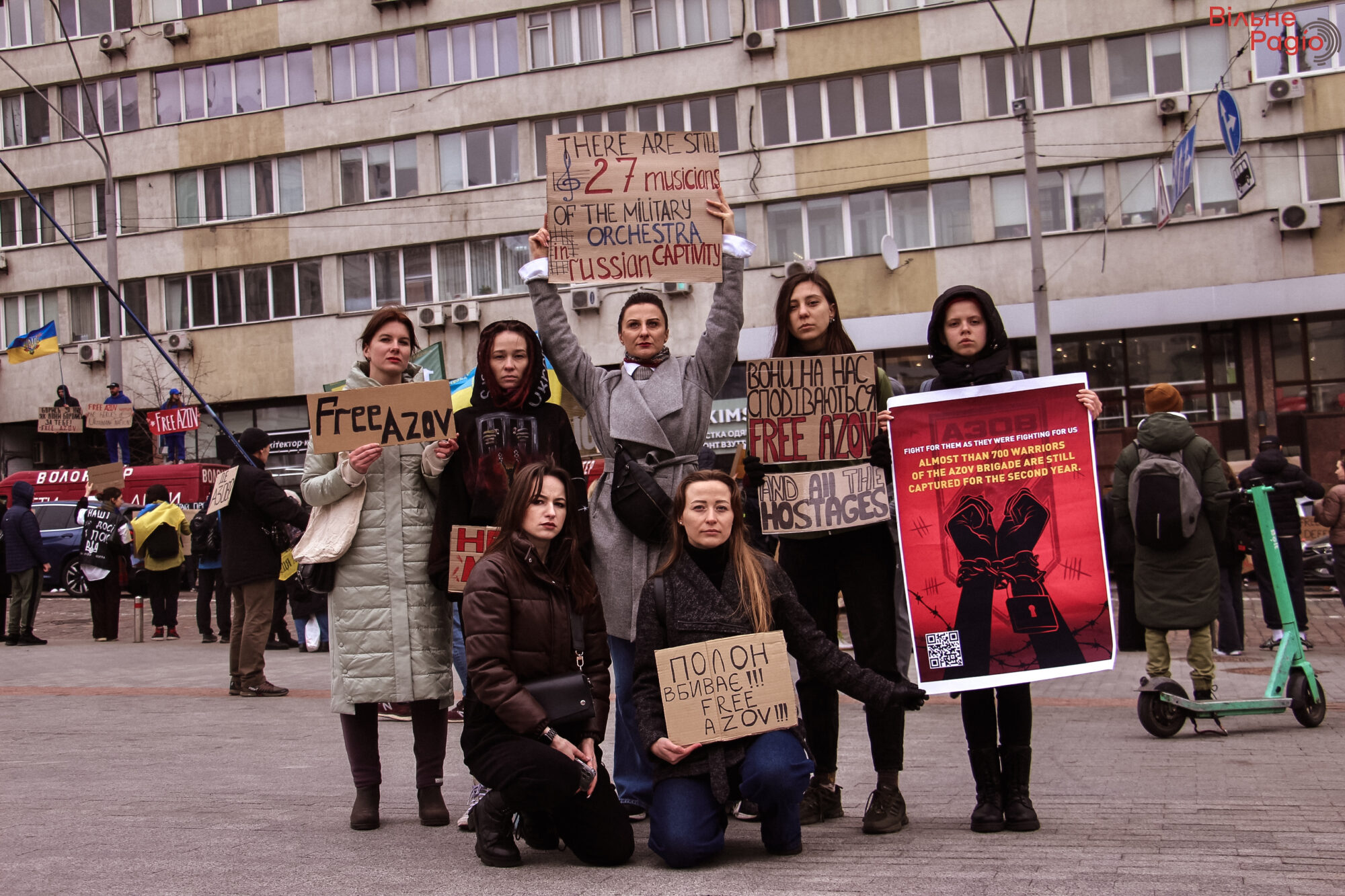 “Плен убивает”. В Киеве прошла очередная акция в поддержку военнопленных (ФОТО) 11