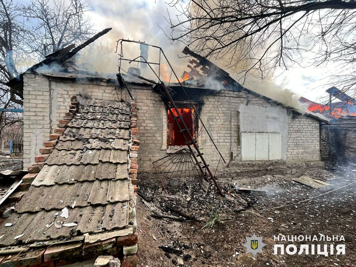 Огонь с неба упал российский и разрушил наш дом