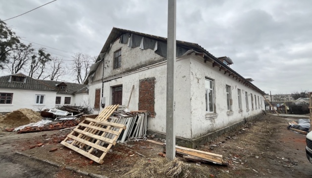 Для переселенців будують житло у Житомирській та Рівненській областях за гроші донорів з Німеччини: коли планують здати (ФОТО)