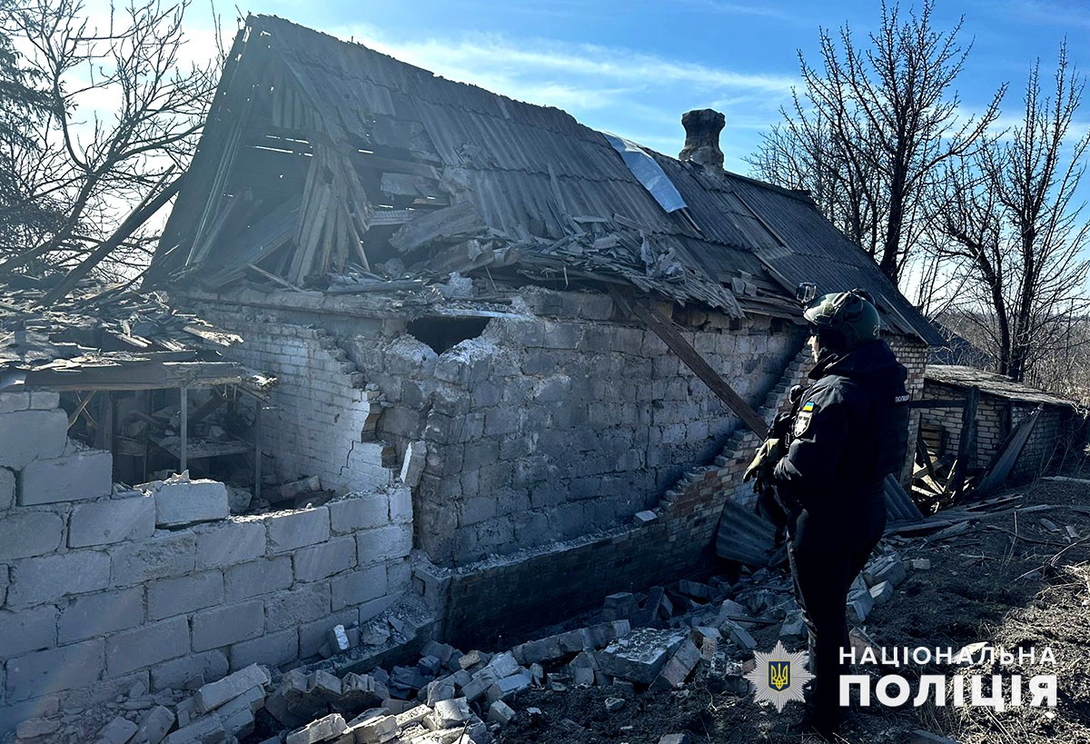 Русня бомбит Донецкую область