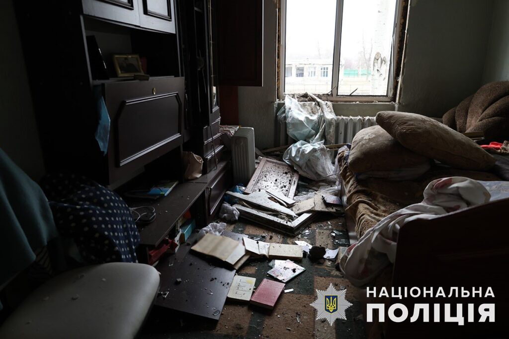 Загинув житель Красногорівки, є руйнування: наслідки російських обстрілів на Донеччині за 5 березня (ФОТО, ЗВЕДЕННЯ)