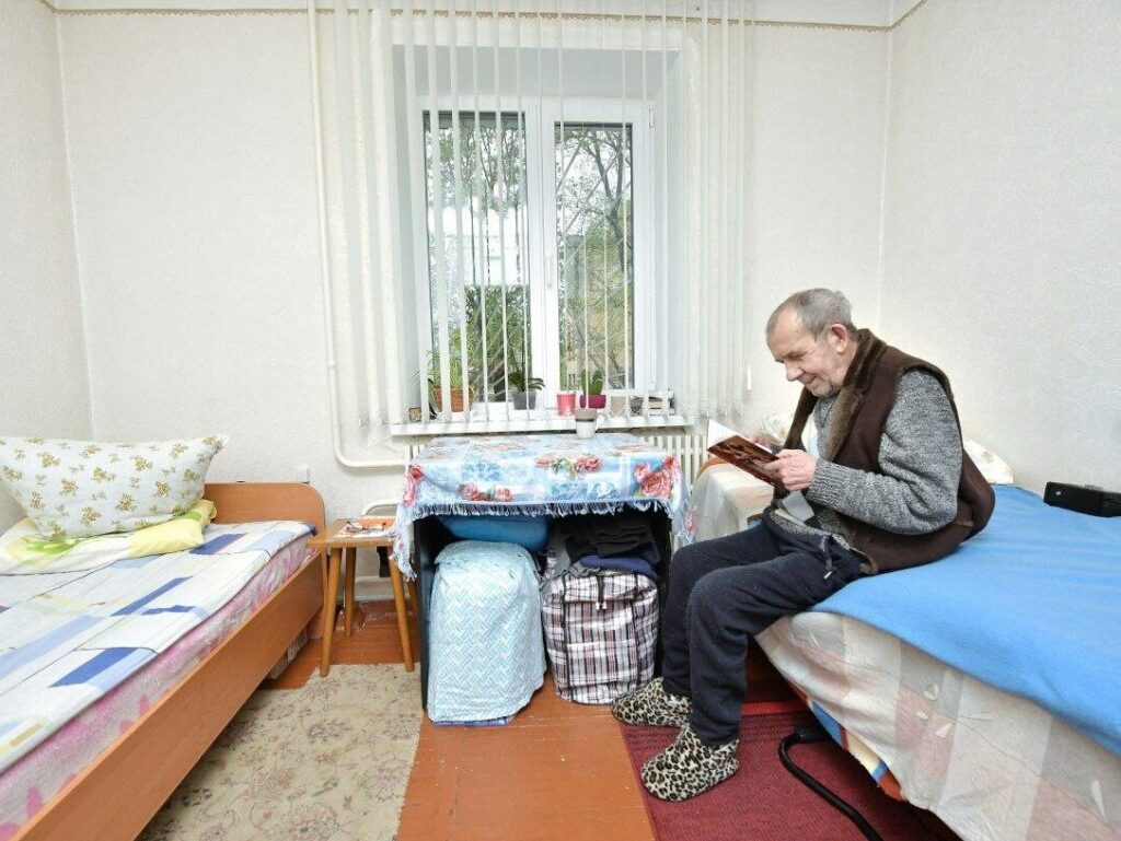 Де переселенцям знайти безкоштовне житло в Житомирській області: адреси та контакти