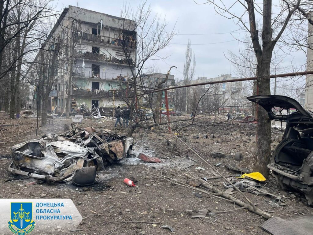 Ночью оккупанты обстреливали Мирноград, Шахово и Новогродовку, есть раненые гражданские (ФОТО)