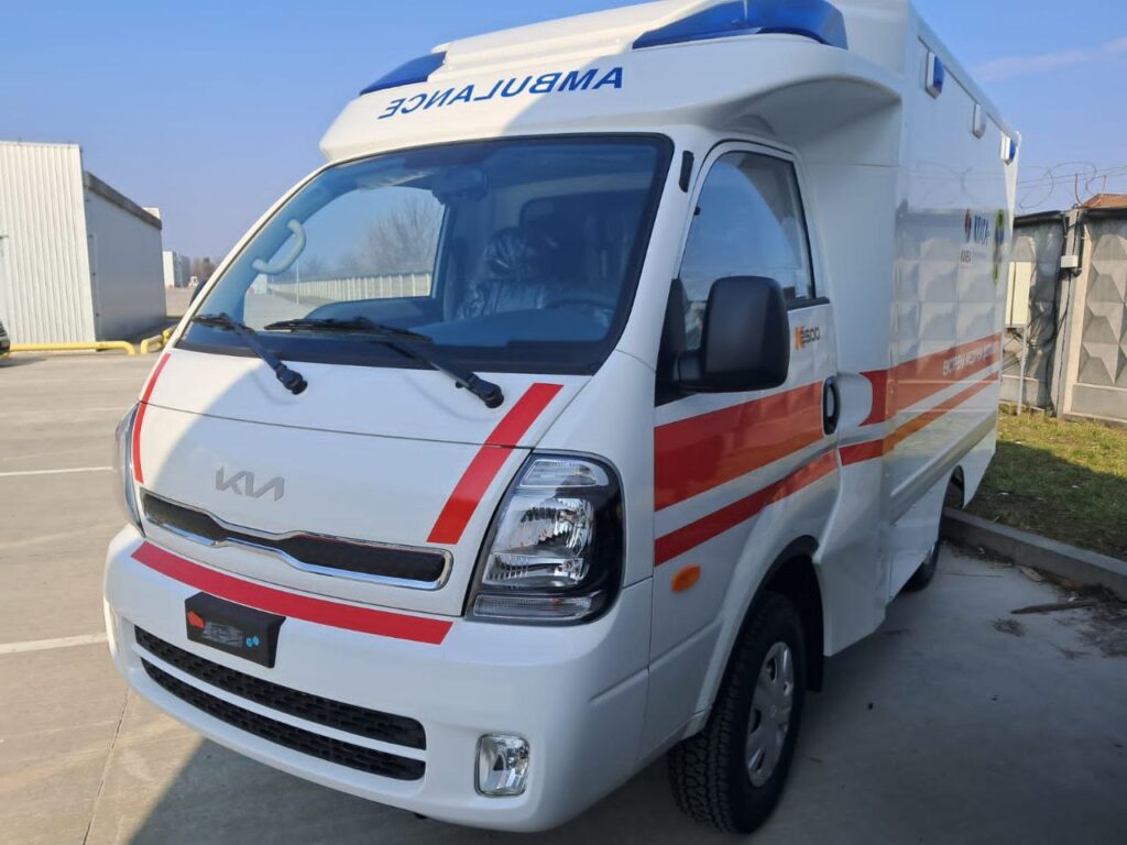 Торецкая громада получила новый автомобиль скорой помощи (ФОТО)