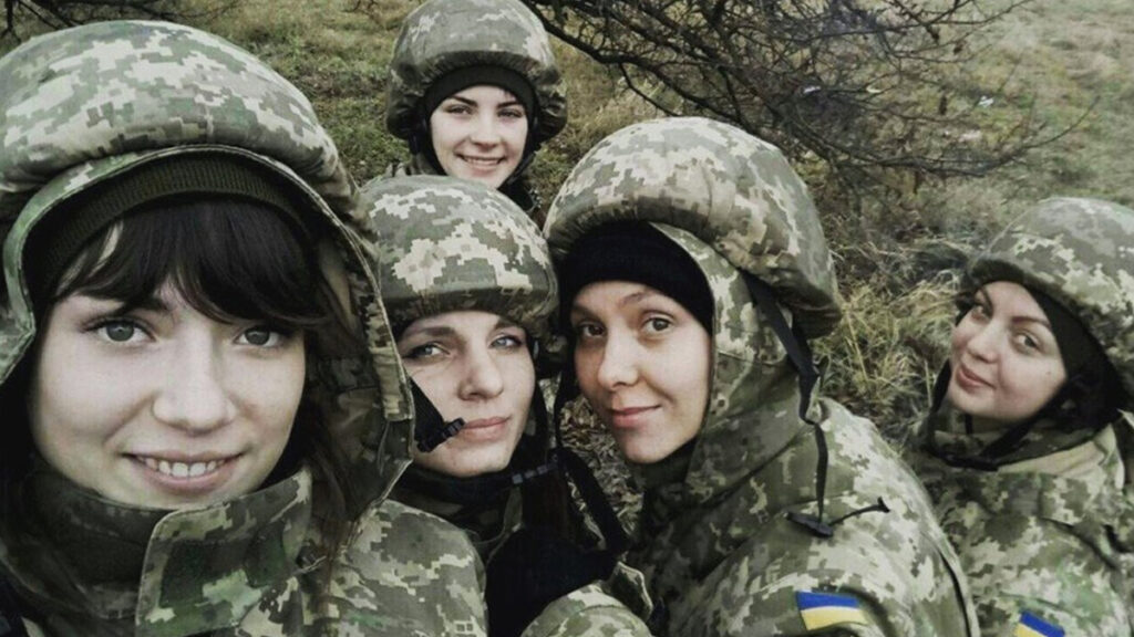 З 2014 року кількість військовослужбовиць в Україні збільшилася майже втричі