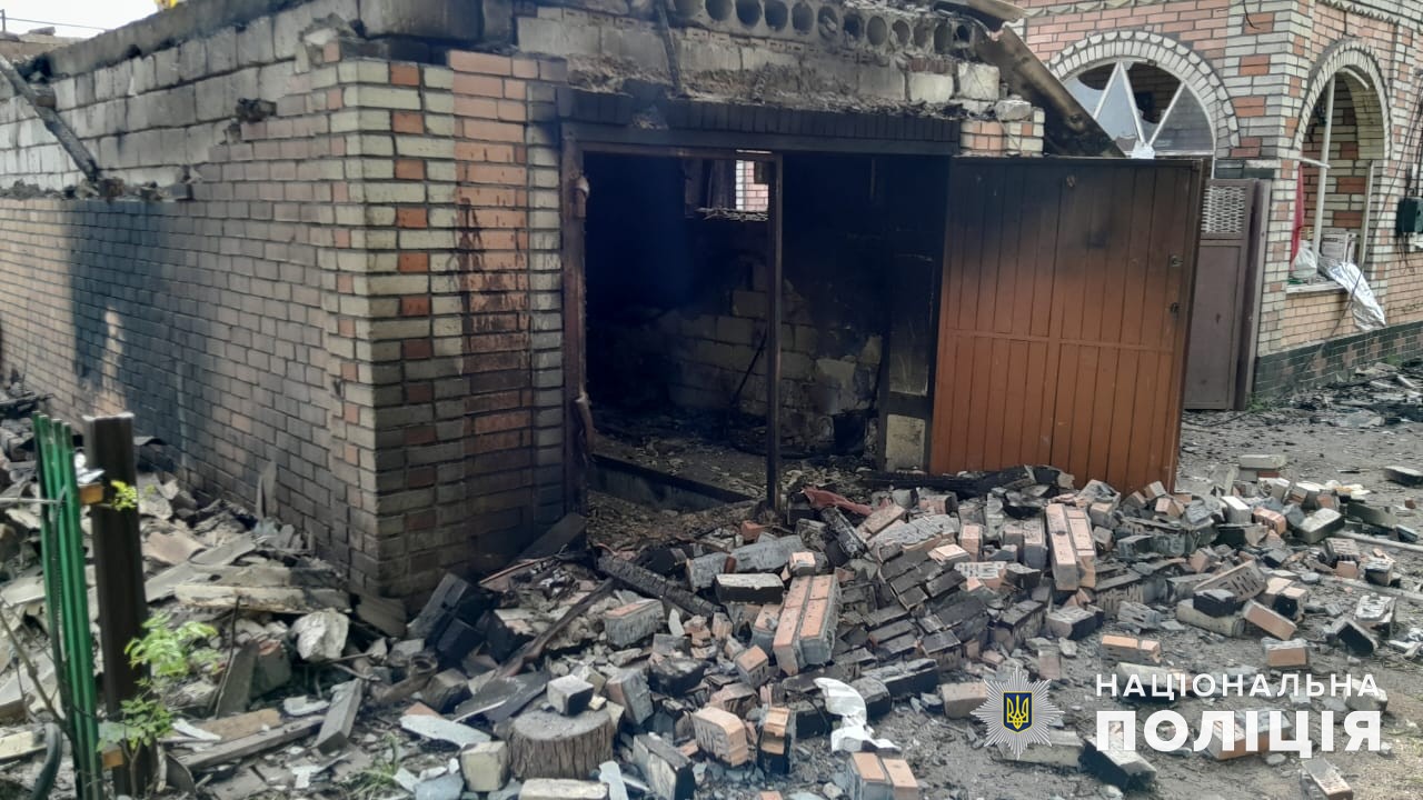 Захватчики обстреляли Донецкую область 25 апреля, убив гражданских