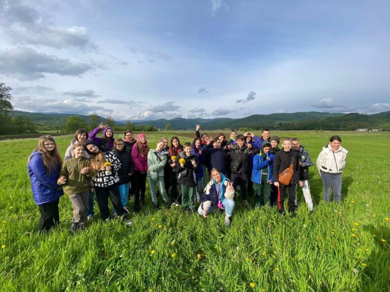 Діти з Бахмутської громади наступного року можуть поїхати на відпочинок до Латвії: як зареєструватися