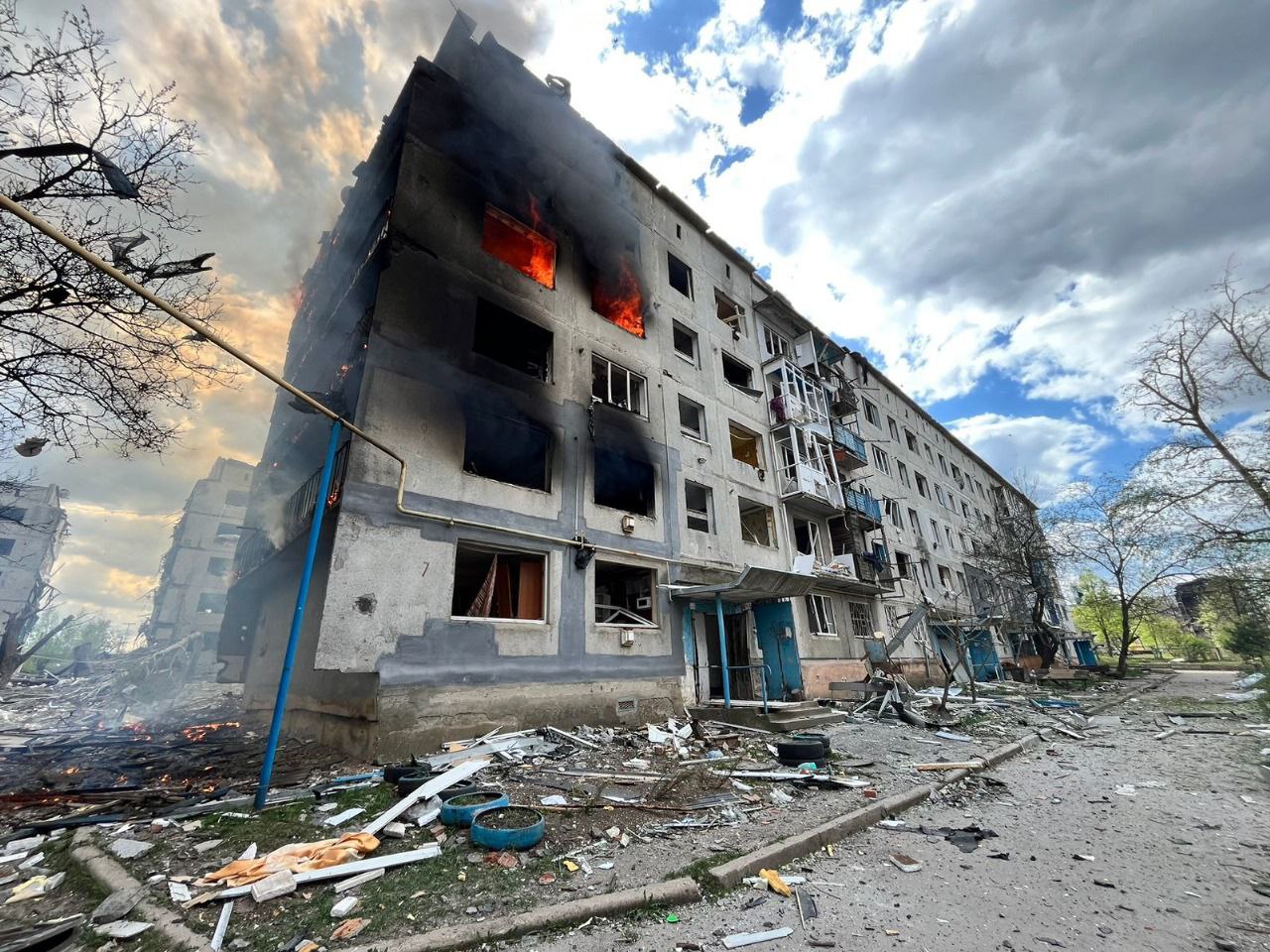 Обстріл Очеретиного 14 квітня. Фото: Донецька ОВА