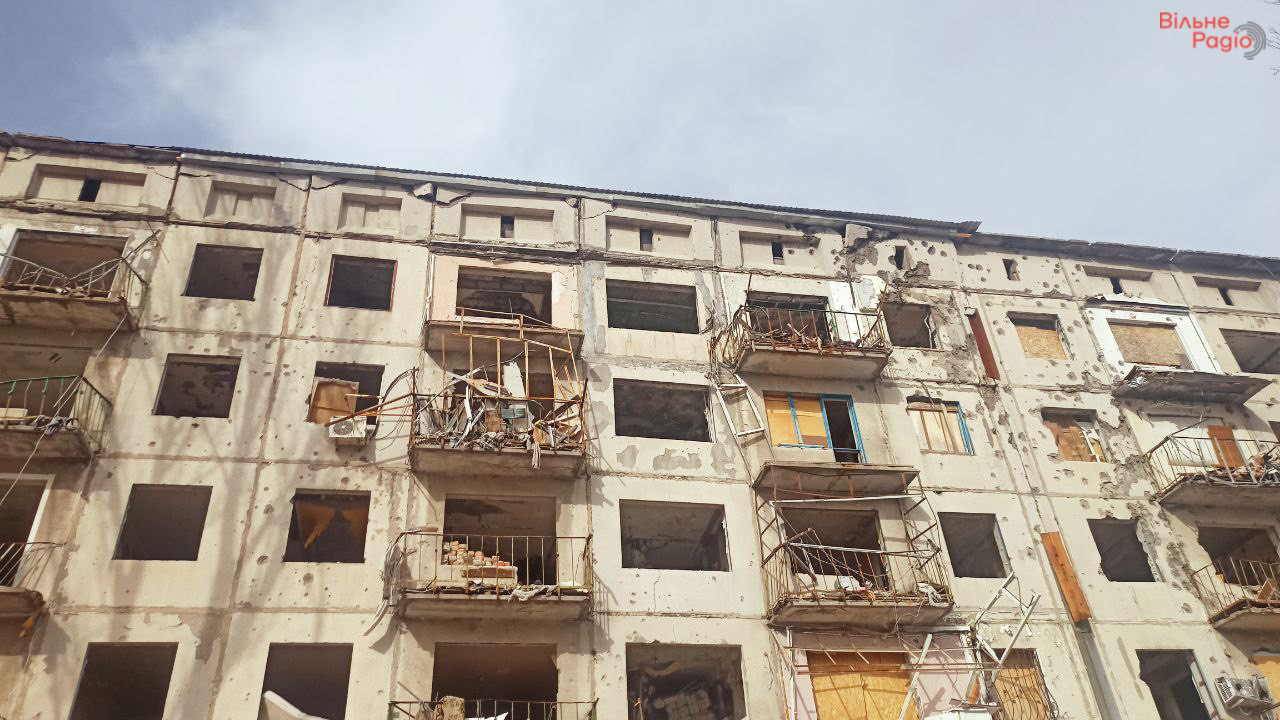 Миллионный ремонт в 25 км от российских окопов: какие дома восстанавливают в Краматорске и почему именно сейчас 4