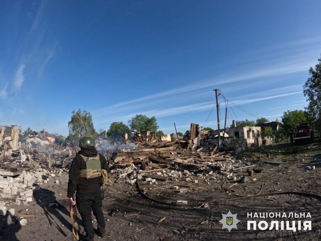 Захватчики ранили гражданского человека в Остром: как прошло 9 мая в Донецкой области (СВОДКА, ФОТО)