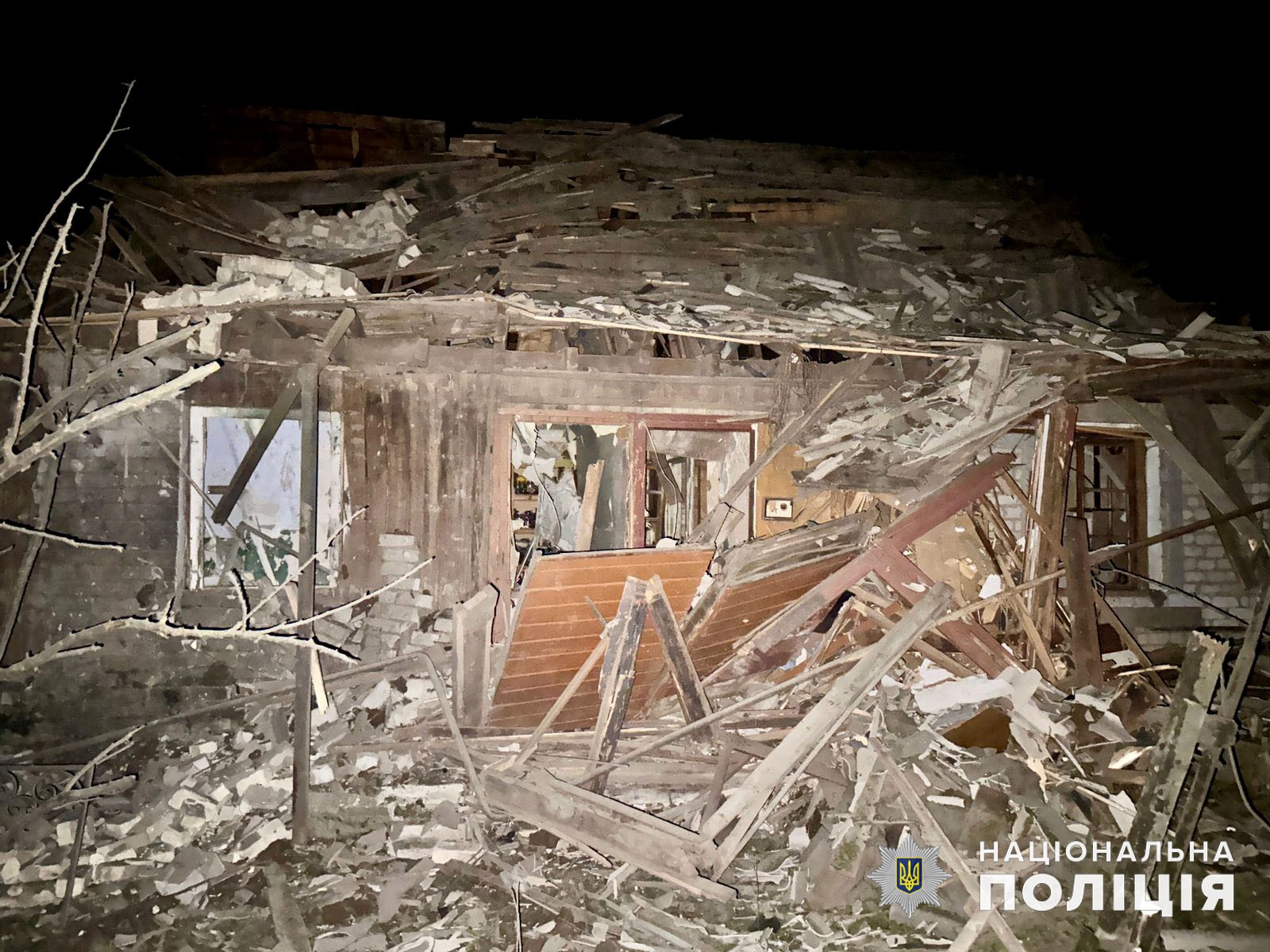 Разрушенный дом в Донецкой области