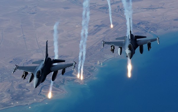 Нидерланды официально разрешили экспорт истребителей F-16 в Украину: о каком количестве идет речь