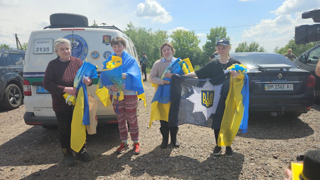 Украина вернула 75 защитников и гражданских из российского плена (ФОТО, ДЕТАЛИ) 7